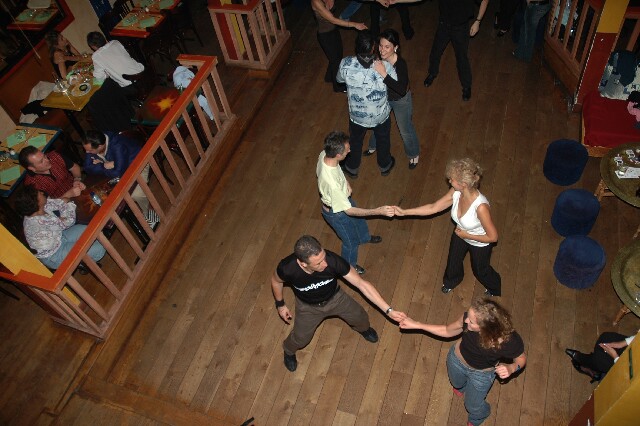 min 2006 10 03 latino 093